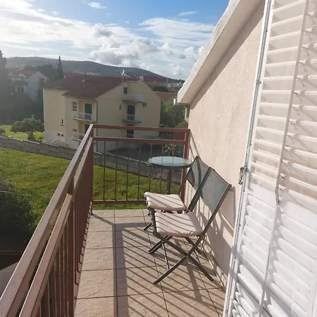 Apartmán Penthouse Near The Sea!