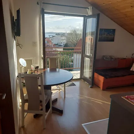 Apartment Penthouse Near The Sea!